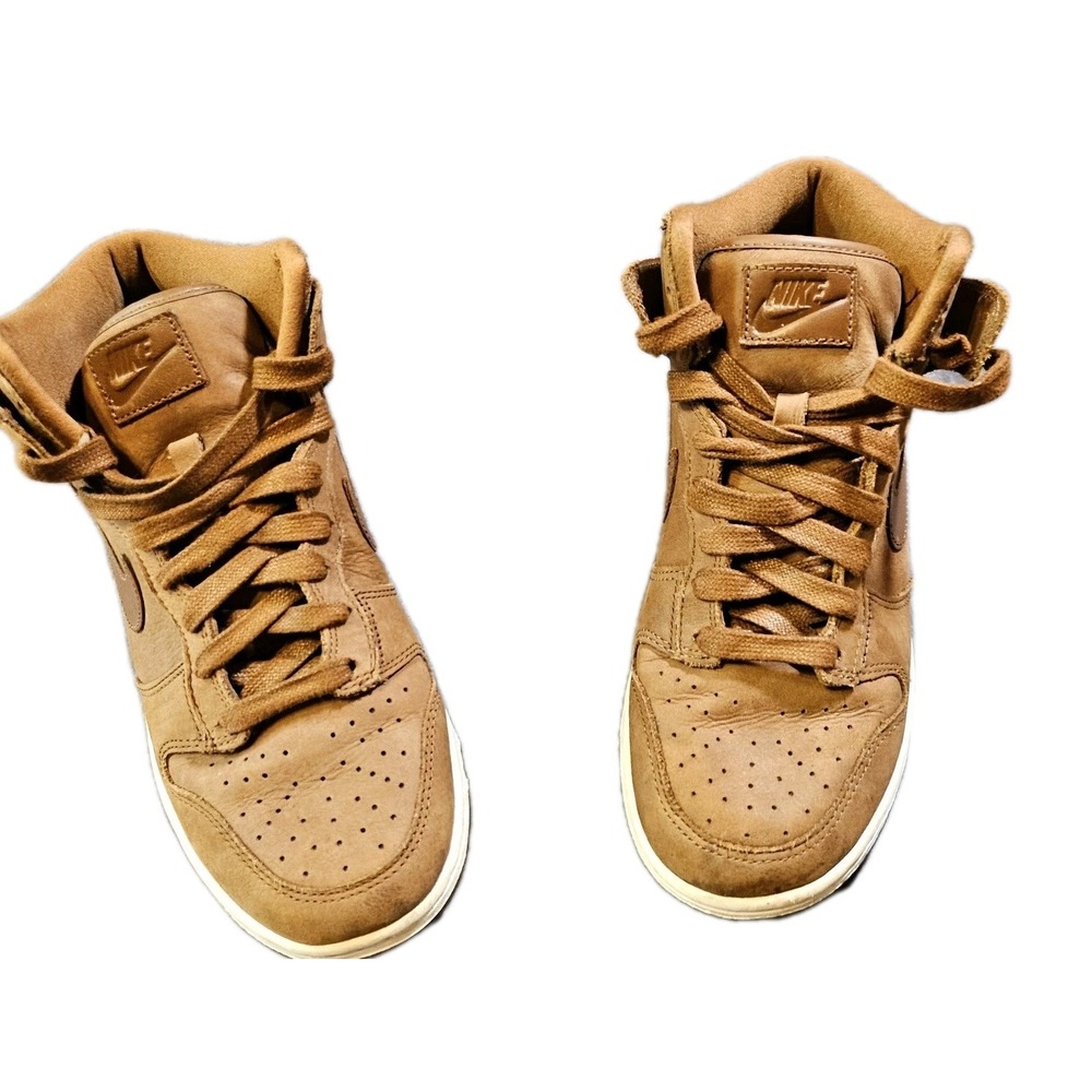Nike Dunk High Premium Womens SZ 7 Brown DX2044-200
